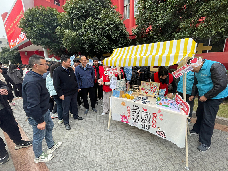 爱“义”随风起——机电工程学院携手传乐公益开展12·3国际残疾人日义卖活动