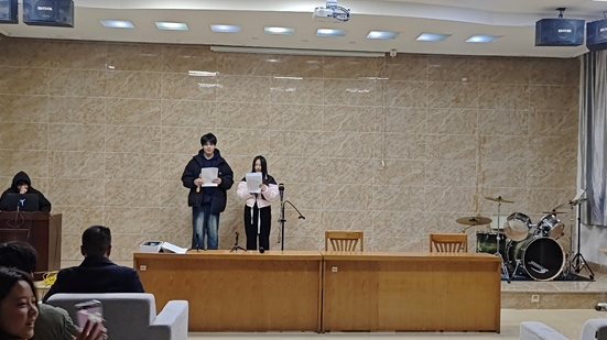 机械工程学院进行2025元旦迎新晚会彩排