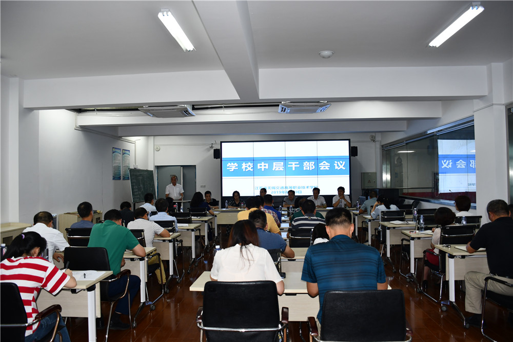 1567217563858089269.jpg DSC_8040.jpg