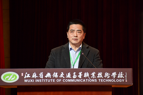 学校举办“青春心向党 志愿建新功”学雷锋志愿服务活动暨志愿服务月启动仪式