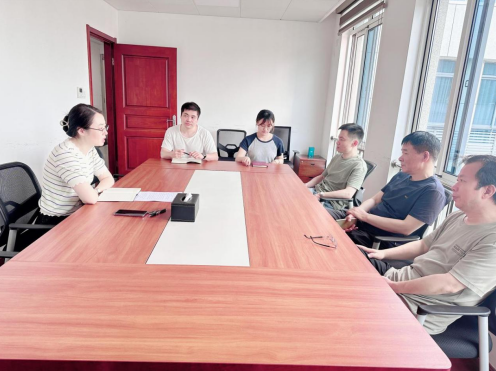 财务处召开处务会