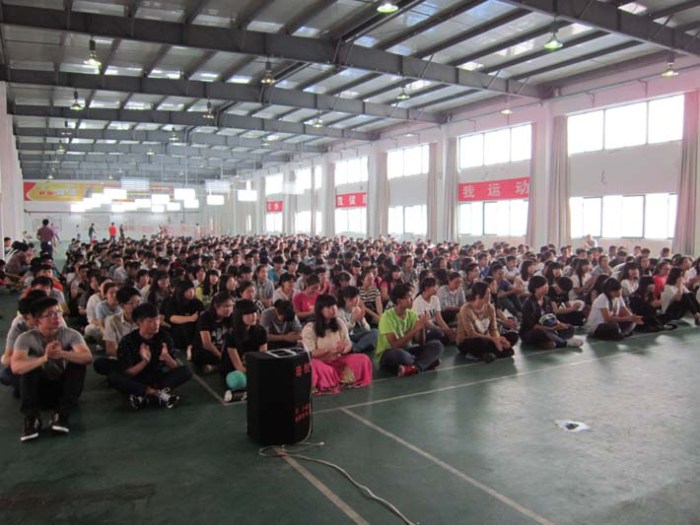 交通工程系召开2015年社会实践积极分子表彰大会暨学生大会