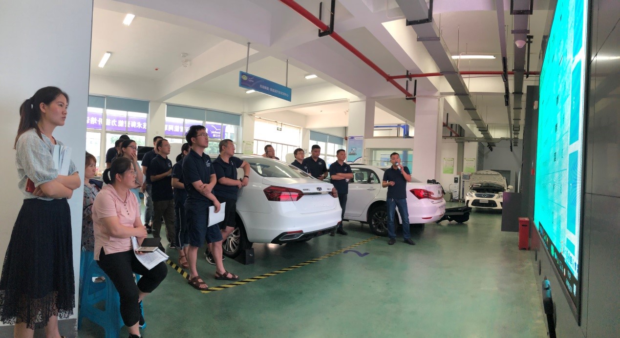 1567240991860002935.jpg 1567240991860002935.jpg