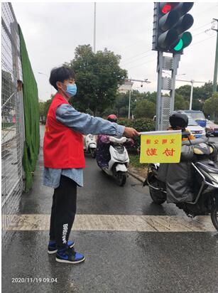 1606453620316085255.jpg 701.jpg